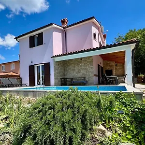  Villa El Istria